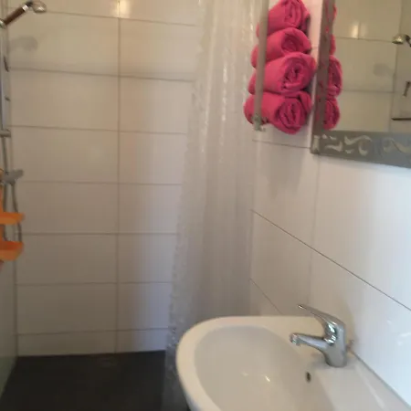 Rosi Stoppa Apartamento *